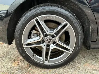 Photo 8 Mercedes Classe A  250 e 8G-DCT