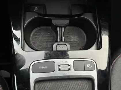 Photo 22 Mercedes Classe A  250 e 8G-DCT