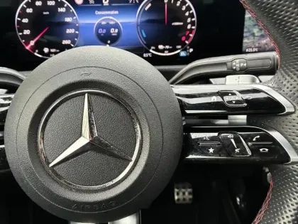 Photo 25 Mercedes Classe A  250 e 8G-DCT