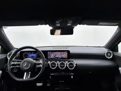 Photo 9 Mercedes Classe A  250 e 8G-DCT