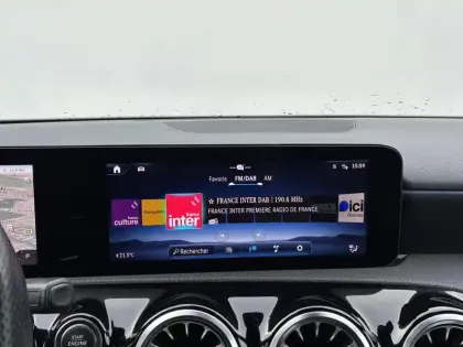 Photo 15 Mercedes Classe A  250 e 8G-DCT