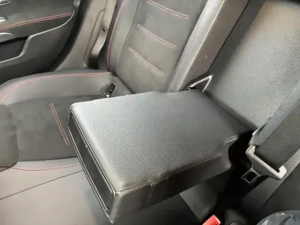 Photo 26 Mercedes Classe A  250 e 8G-DCT