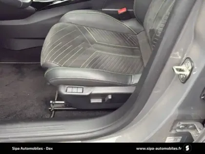 Photo 17 Peugeot 208  PureTech 100 S&S BVM6