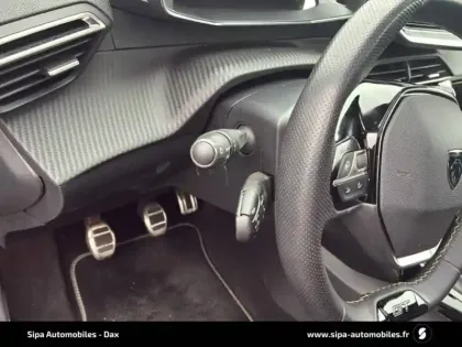 Photo 16 Peugeot 208  PureTech 100 S&S BVM6