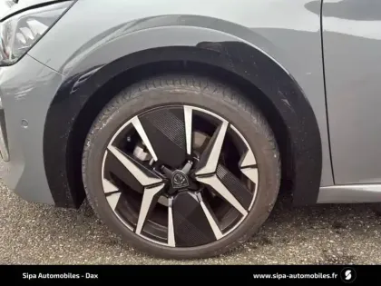 Photo 10 Peugeot 208  PureTech 100 S&S BVM6