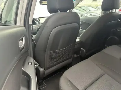 Photo 16 Hyundai Kona  Hybrid 141