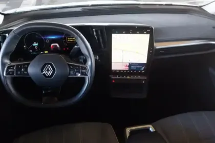 Photo 8 Renault Megane  E-Tech EV60 130ch optimum charge
