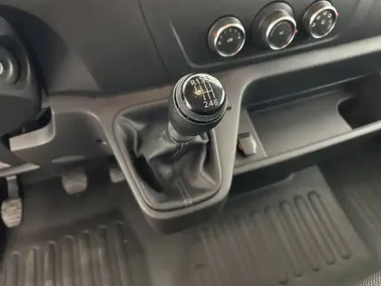 Photo 12 Renault Master  FGN TRAC F3500 L2H2 BLUE DCI 150