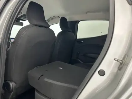 Photo 35 Renault Clio  Blue dCi 100