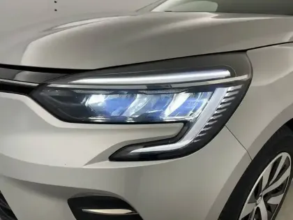 Photo 29 Renault Clio  Blue dCi 100