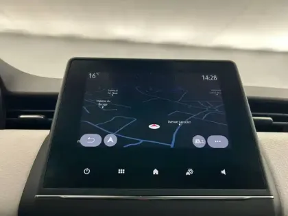 Photo 32 Renault Clio  Blue dCi 100