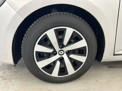 Photo 27 Renault Clio  Blue dCi 100