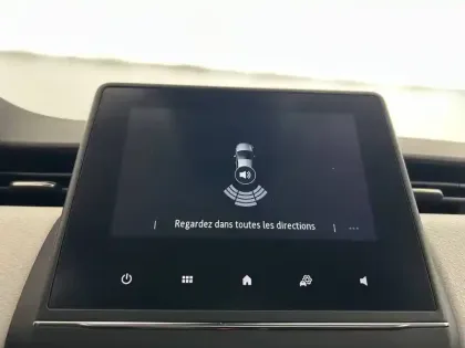 Photo 28 Renault Clio  Blue dCi 100