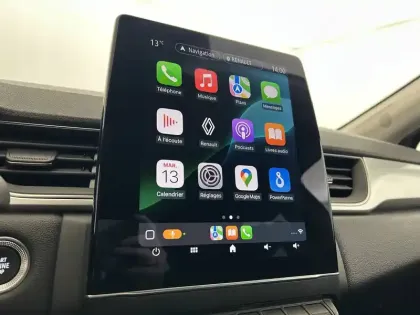 Photo 24 Renault Captur  E-Tech full hybrid 145