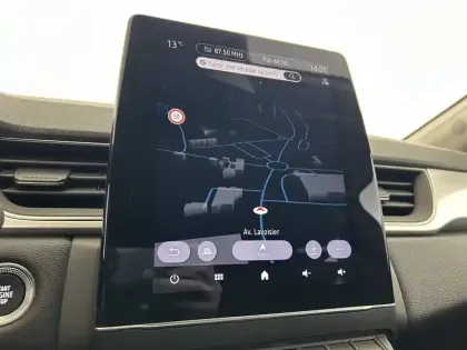 Photo 23 Renault Captur  E-Tech full hybrid 145