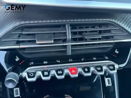 Photo 17 Peugeot 2008  Electrique 136 ch