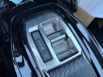 Photo 20 Peugeot 2008  Electrique 136 ch