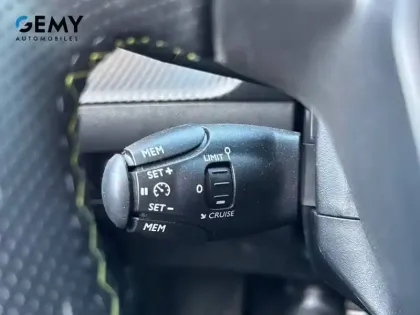 Photo 16 Peugeot 2008  Electrique 136 ch