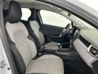 Photo 10 Renault Clio  TCe 90