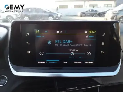 Photo 13 Peugeot 208  Electrique 50 kWh 136ch