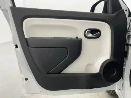 Photo 19 Renault Twingo  III SCe 65