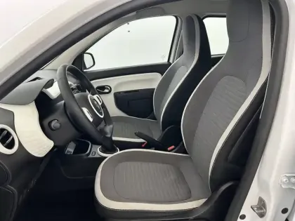 Photo 17 Renault Twingo  III SCe 65