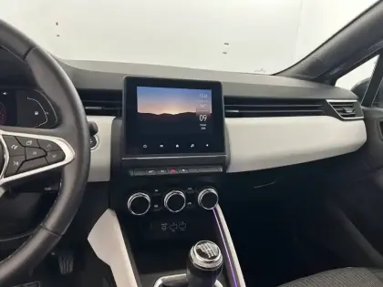 Photo 44 Renault Clio Gén. V (BJA) Ph1 NG Techno 5