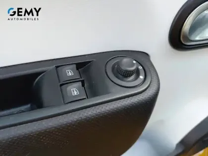 Photo 11 Renault Twingo  III SCe 65