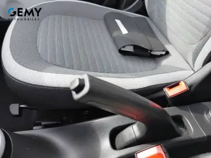 Photo 23 Renault Twingo  III SCe 65