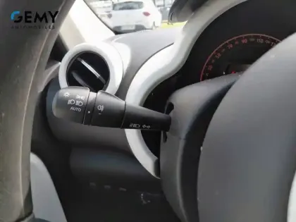 Photo 15 Renault Twingo  III SCe 65