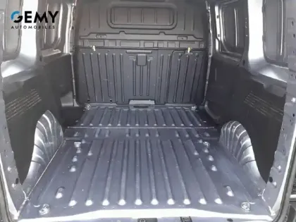 Photo 5 Peugeot Partner  FOURGON STANDARD 650 KG BLUEHDI 100 S&S BVM6