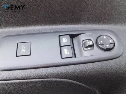 Photo 11 Peugeot Partner  FOURGON STANDARD 650 KG BLUEHDI 100 S&S BVM6