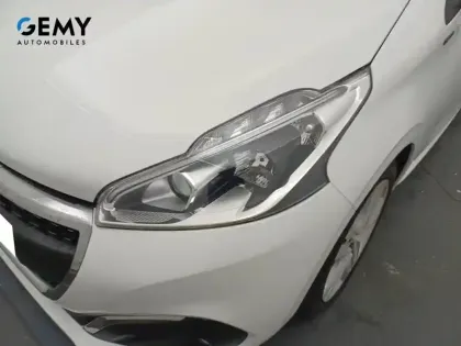 Photo 15 Peugeot 208  PureTech 82ch S&S BVM5