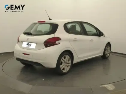 Photo 17 Peugeot 208  PureTech 82ch S&S BVM5