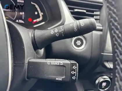 Photo 16 Renault Captur  E-Tech full hybrid 145