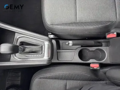 Photo 20 Renault Captur  E-Tech full hybrid 145