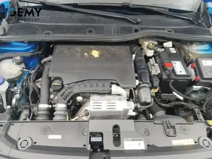 Photo 14 Peugeot 208  PureTech 100 S&S BVM6