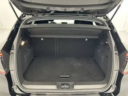 Photo 17 Renault Captur  E-Tech full hybrid 145 ch