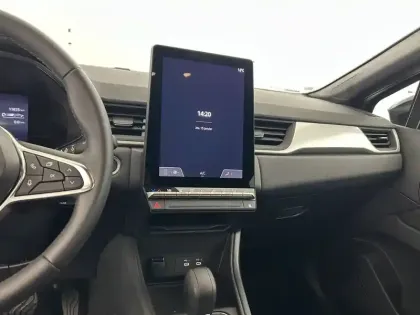 Photo 11 Renault Captur  E-Tech full hybrid 145 ch