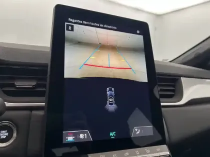 Photo 19 Renault Captur  E-Tech full hybrid 145 ch