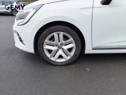 Photo 10 Renault Clio  E-Tech 140