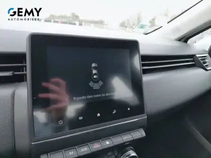 Photo 23 Renault Clio  E-Tech 140