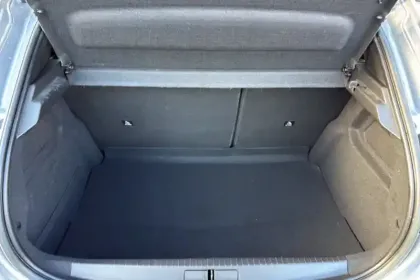 Photo 12 Peugeot 208  PureTech 100 S&S EAT8