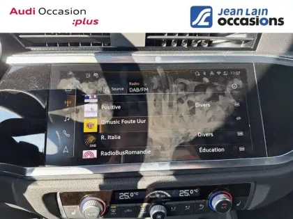 Photo 35 Audi Q3  35 TFSI 150 ch S tronic 7