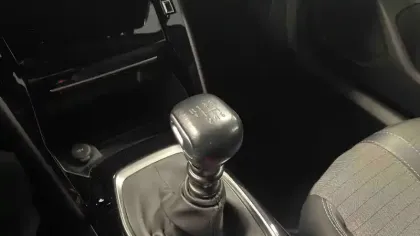 Photo 9 Peugeot 2008  PureTech 130 S&S BVM6