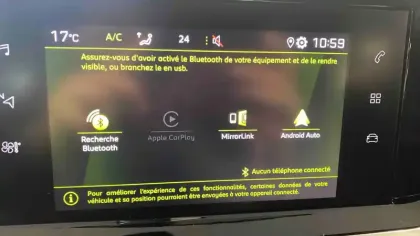 Photo 27 Peugeot 2008  PureTech 130 S&S BVM6