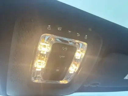 Photo 63 Mercedes GLA  250 e 8G-DCT