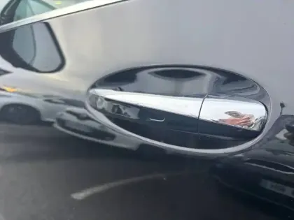 Photo 59 Mercedes GLA  250 e 8G-DCT