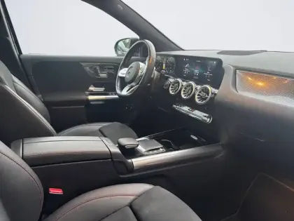 Photo 48 Mercedes GLA  250 e 8G-DCT