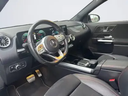 Photo 8 Mercedes GLA  250 e 8G-DCT